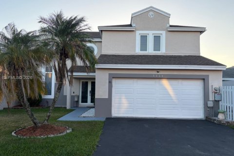 Купить виллу или дом в Майами, Флорида 4 спальни, 205.69м2, № 1997439 - фото 2