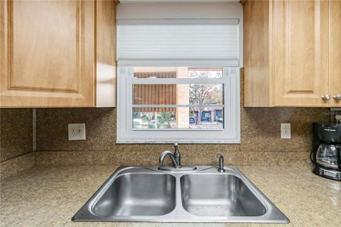 Condo in Clearwater, Florida, 2 bedrooms  № 2378019 - photo 5