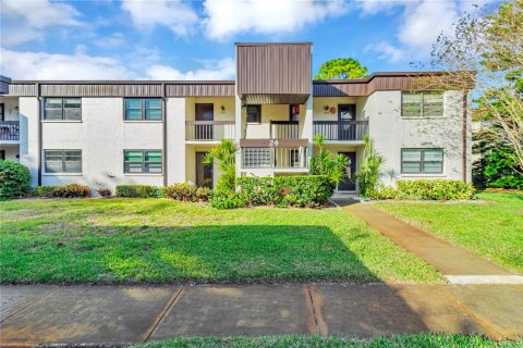 Condo in Clearwater, Florida, 2 bedrooms  № 2378019