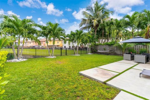 Villa ou maison à vendre à Homestead, Floride: 3 chambres, 224.92 m2 № 1951261 - photo 17