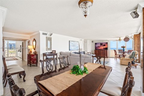 Condominio en alquiler en Boca Raton, Florida, 3 dormitorios, 186.36 m2 № 1957835 - foto 28