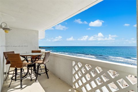 Condominio en alquiler en Boca Raton, Florida, 3 dormitorios, 186.36 m2 № 1957835 - foto 14