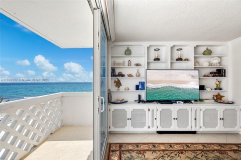 Condominio en alquiler en Boca Raton, Florida, 3 dormitorios, 186.36 m2 № 1957835 - foto 16