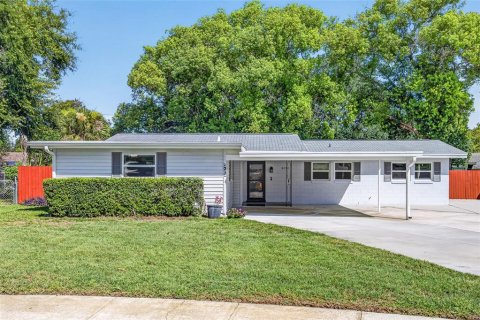 Villa ou maison à Winter Haven, Floride 3 chambres, 140 m2 № 2167358