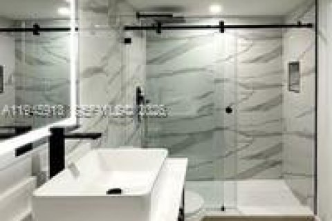 Condominio en alquiler en Aventura, Florida, 2 dormitorios, 114.46 m2 № 2004143 - foto 10