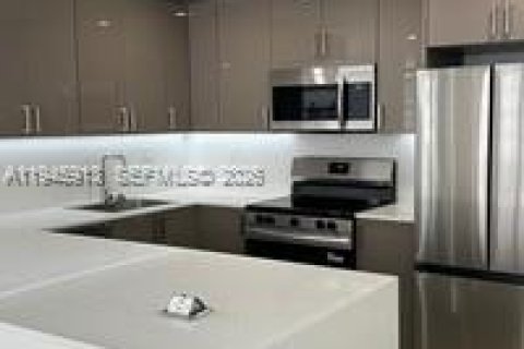 Condominio en Aventura, Florida, 2 dormitorios  № 2004143