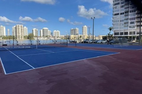 Condominio en alquiler en Aventura, Florida, 2 dormitorios, 114.46 m2 № 2004143 - foto 3