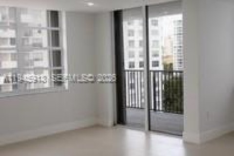 Condominio en alquiler en Aventura, Florida, 2 dormitorios, 114.46 m2 № 2004143 - foto 6