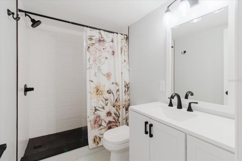 Condominio en venta en Tarpon Springs, Florida, 2 dormitorios, 85.19 m2 № 1899359 - foto 18