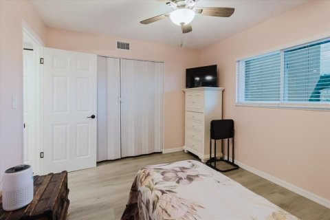 Condominio en venta en Tarpon Springs, Florida, 2 dormitorios, 85.19 m2 № 1899359 - foto 22