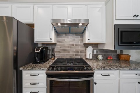 Casa en venta en Davenport, Florida, 2 dormitorios, 136.38 m2 № 1751346 - foto 21