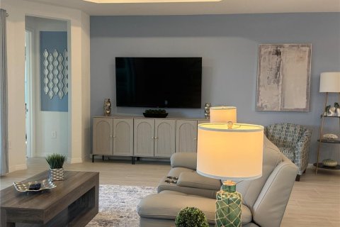 Villa ou maison à louer à Lakewood Ranch, Floride: 3 chambres, 208.66 m2 № 2415468 - photo 8