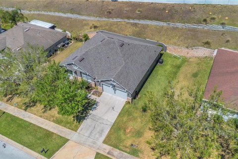 Villa ou maison à vendre à Clermont, Floride: 3 chambres, 170.01 m2 № 1735147 - photo 9