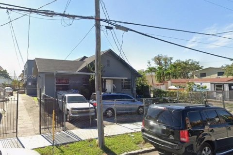 Apartamento en alquiler en Miami, Florida, 1 dormitorio, 547.94 m2 № 2001229 - foto 10