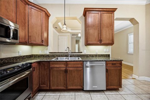 Condo in Gainesville, Florida, 3 bedrooms № 2138153 - photo 17
