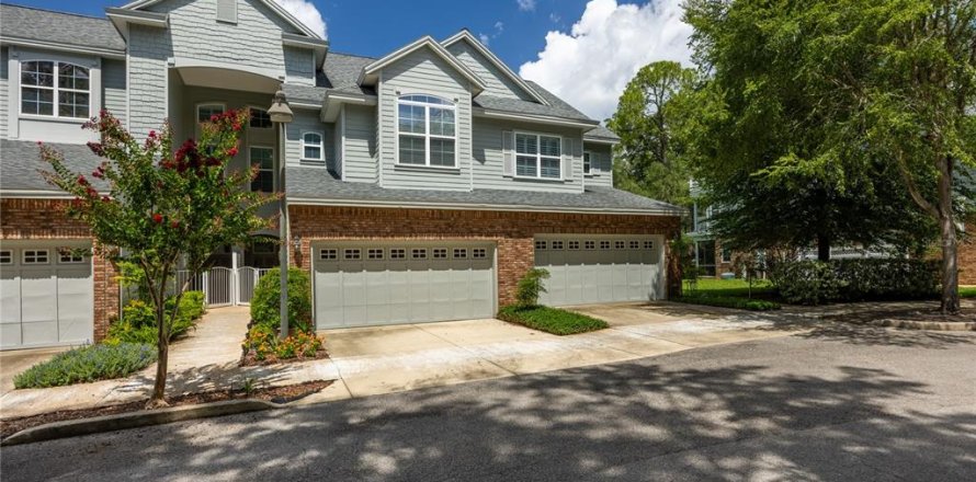 Condo in Gainesville, Florida, 3 bedrooms № 2138153