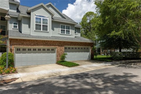Condo in Gainesville, Florida, 3 bedrooms № 2138153 - photo 2