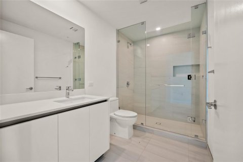 Condo in Pompano Beach, Florida, 3 bedrooms  № 2191465 - photo 25