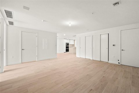 Condo in Pompano Beach, Florida, 3 bedrooms  № 2191465 - photo 16