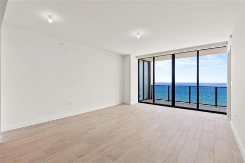 Condo in Pompano Beach, Florida, 3 bedrooms  № 2191465 - photo 8