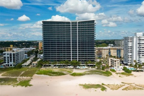 Condo in Pompano Beach, Florida, 3 bedrooms  № 2191465