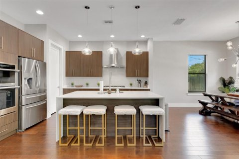 Casa en venta en Orlando, Florida, 4 dormitorios, 268.86 m2 № 1869406 - foto 11