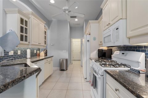House in Parrish, Florida 2 bedrooms, 157.66 sq.m. № 1718804 - photo 11