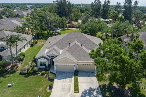 House in Parrish, Florida 2 bedrooms, 157.66 sq.m. № 1718804 - photo 3