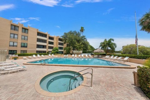Condominio en venta en Clearwater, Florida, 2 dormitorios, 97.55 m2 № 2199492 - foto 22