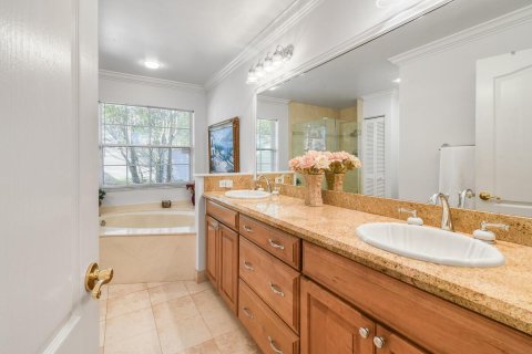 House in Palm Beach Gardens, Florida 3 bedrooms, 164.53 sq.m. № 2088124 - photo 28