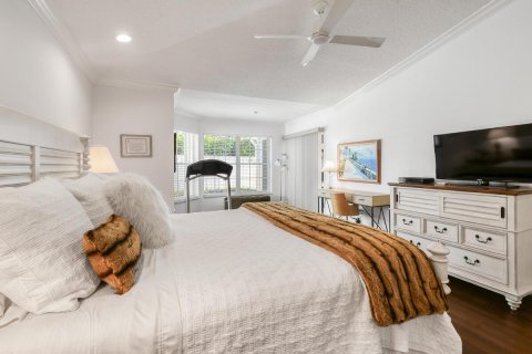 House in Palm Beach Gardens, Florida 3 bedrooms, 164.53 sq.m. № 2088124 - photo 25