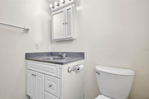 Condo in Tampa, Florida, 2 bedrooms  № 2091913 - photo 18