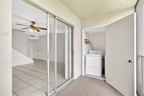 Condo in Tampa, Florida, 2 bedrooms  № 2091913 - photo 12