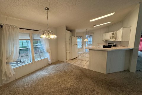 House in Belleview, Florida 3 bedrooms, 149.94 sq.m. № 1784587 - photo 14
