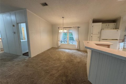 House in Belleview, Florida 3 bedrooms, 149.94 sq.m. № 1784587 - photo 13