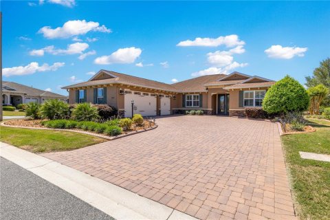 Casa en venta en Ocala, Florida, 3 dormitorios, 248.79 m2 № 2302504 - foto 3