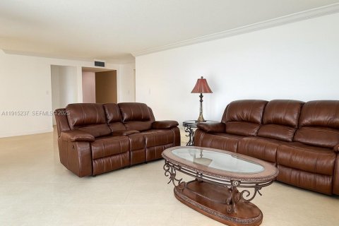 Copropriété à louer à Aventura, Floride: 120.77 m2 № 1990400 - photo 5