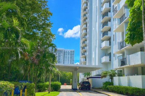 Copropriété à louer à Aventura, Floride: 120.77 m2 № 1990400 - photo 20