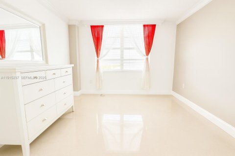 Copropriété à louer à Aventura, Floride: 120.77 m2 № 1990400 - photo 14