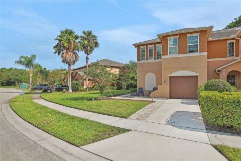 Townhouse in Daytona Beach, Florida 3 bedrooms, 155.43 sq.m. № 1866607 - photo 2