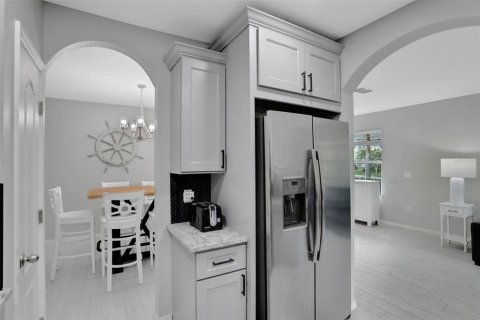 Townhouse in Daytona Beach, Florida 3 bedrooms, 155.43 sq.m. № 1866607 - photo 15