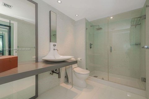 Copropriété à vendre à Miami, Floride: 2 chambres, 102.84 m2 № 1781743 - photo 25