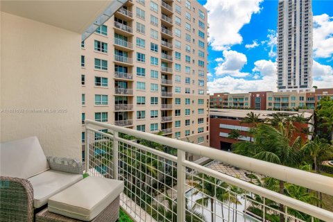 Copropriété à vendre à Miami, Floride: 2 chambres, 102.84 m2 № 1781743 - photo 16