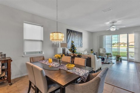 Casa en venta en Polk City, Florida, 4 dormitorios, 180.04 m2 № 2156804 - foto 9