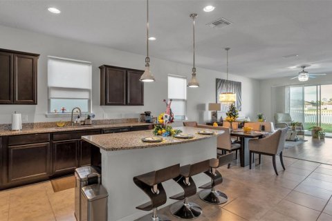 Casa en venta en Polk City, Florida, 4 dormitorios, 180.04 m2 № 2156804 - foto 10