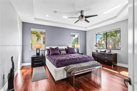 Купить виллу или дом в Майами, Флорида 4 спальни, 244.05м2, № 1954750 - фото 25