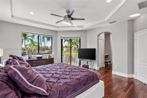 Купить виллу или дом в Майами, Флорида 4 спальни, 244.05м2, № 1954750 - фото 24