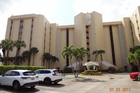Copropriété à vendre à Lauderhill, Floride: 2 chambres, 130.71 m2 № 2146004 - photo 2