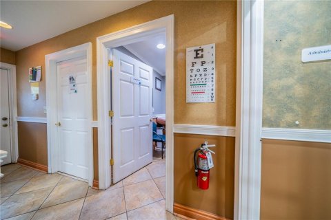 Commercial property in Riverview, Florida 167.22 sq.m. № 671388 - photo 15
