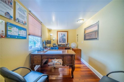 Commercial property in Riverview, Florida 167.22 sq.m. № 671388 - photo 30